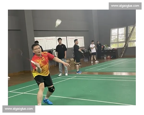 羽毛球比赛圆满落幕 共庆体育精神激励未来之星 羽毛球比赛圆满落幕 共庆体育精神激励未来之星