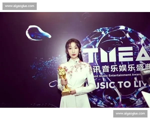 《聚焦比赛歌曲女歌手：从音乐才华到舞台魅力的全方位探索》