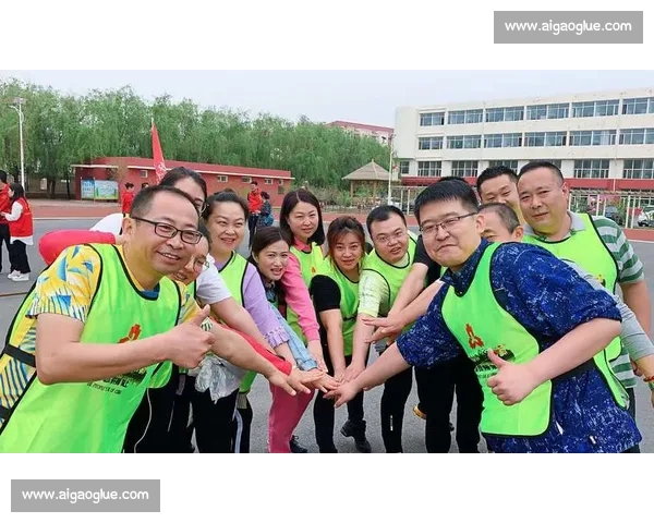 拔河比赛后的心路历程与团队合作精神的深刻体会 拔河比赛后的心路历程与团队合作精神的深刻体会
